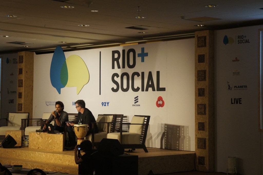 [Video] Sounds from Rio +&nbsp;Social